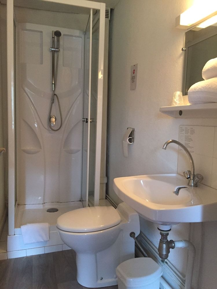 Hotel Villa du Parc Triple Room 4