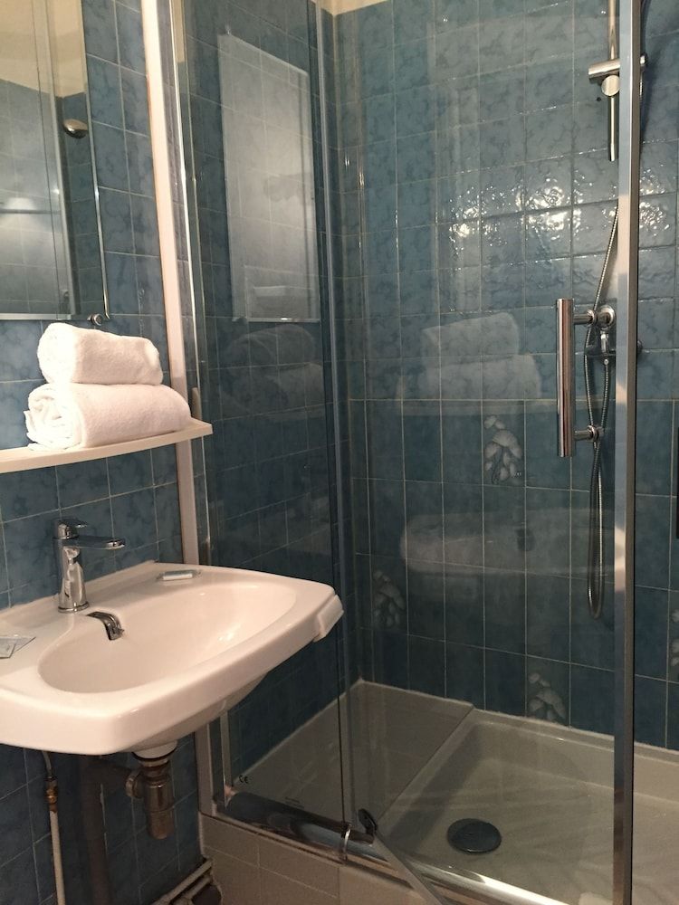 Hotel Villa du Parc Economy Single Room 3