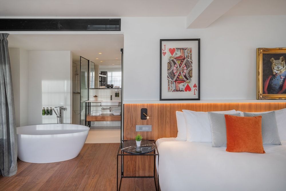 undefined Melia White House Hotel 7