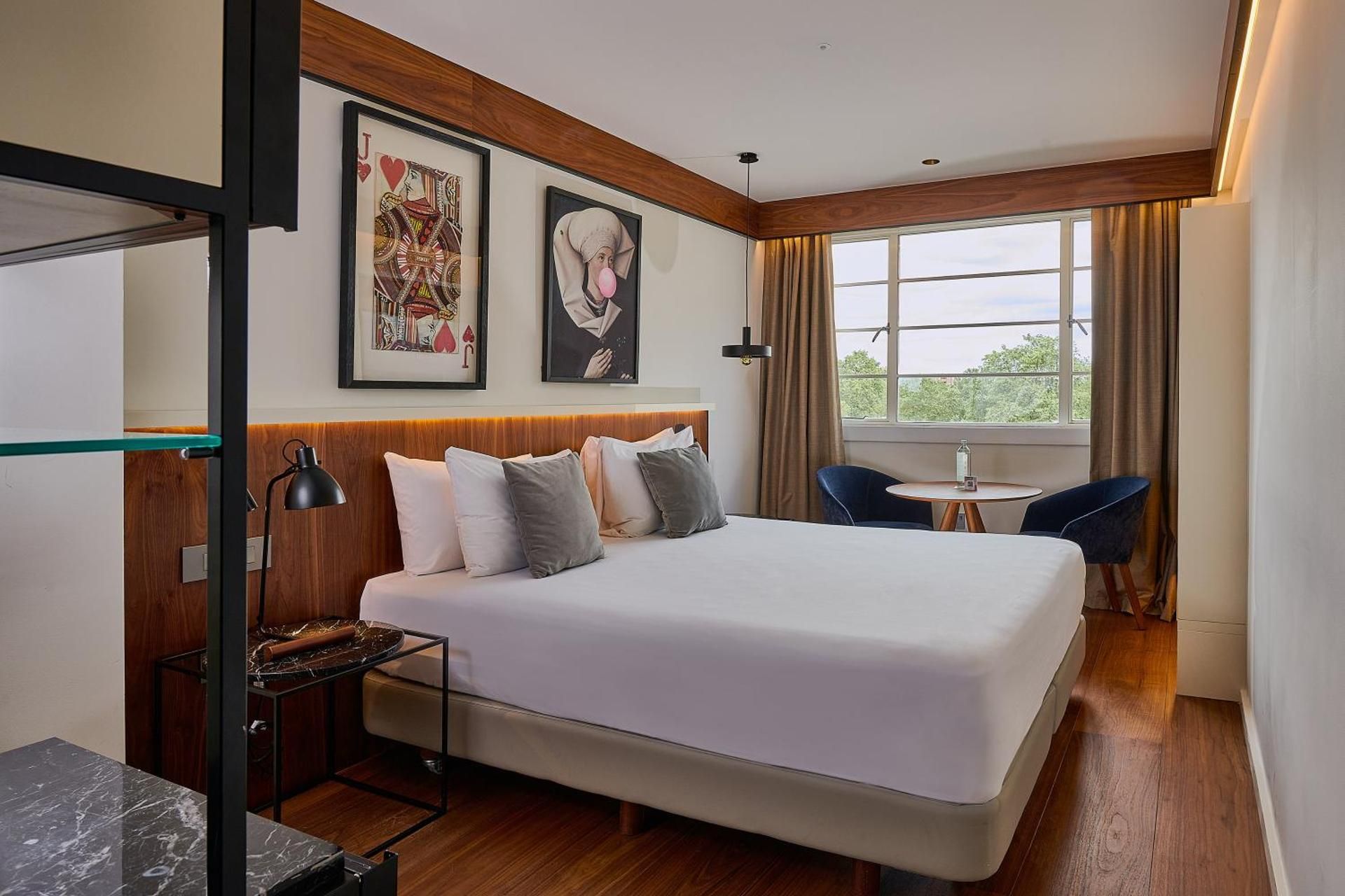 DELUXE ROOM CONNECTED
