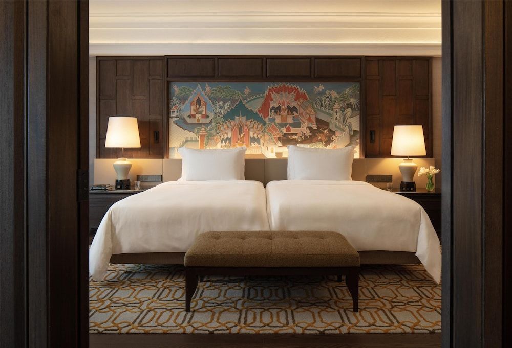 undefined Anantara Siam Bangkok Hotel 8