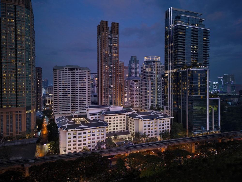 undefined Anantara Siam Bangkok Hotel 9