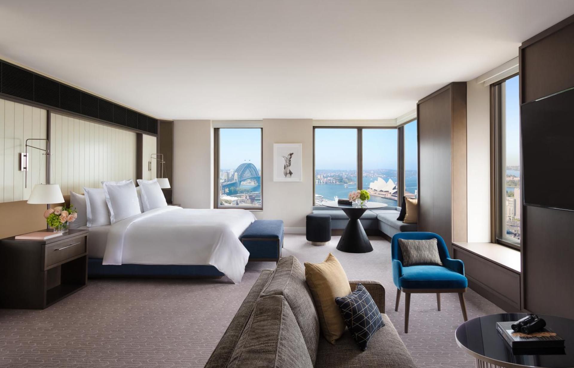 Sydney Harbor Studio Club Suite