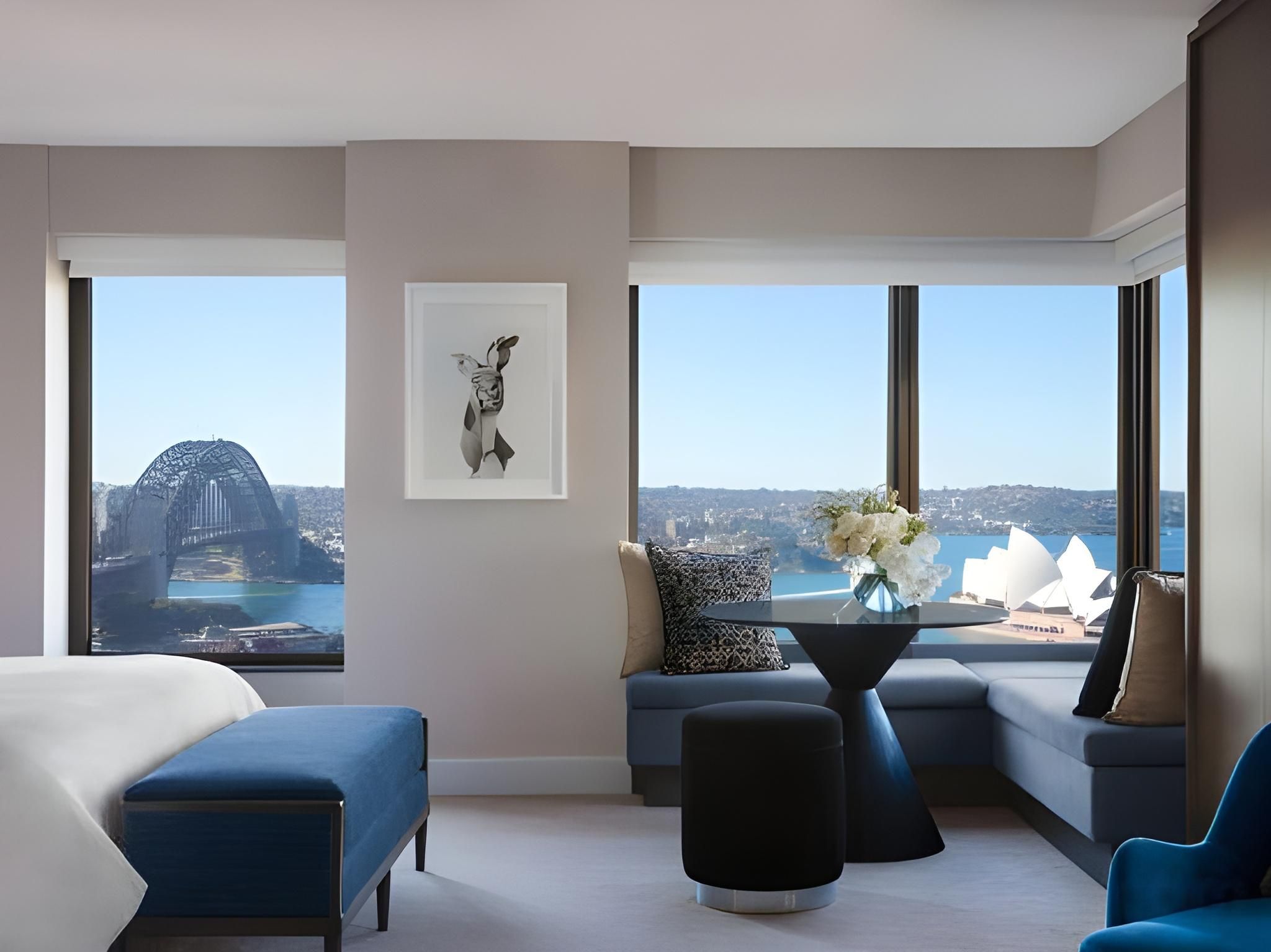 Sydney Harbor Studio Club Suite