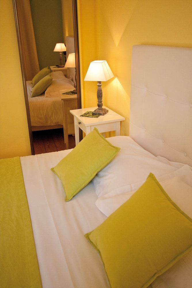 Le Gouverneur Double Room 5