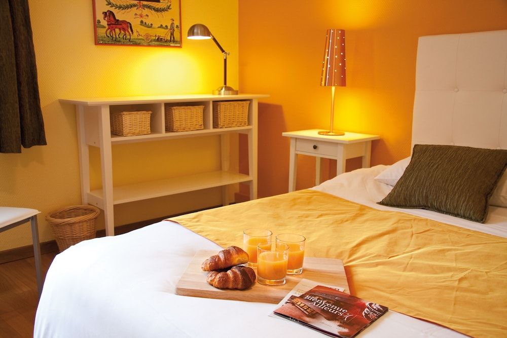 Le Gouverneur Triple Room 5