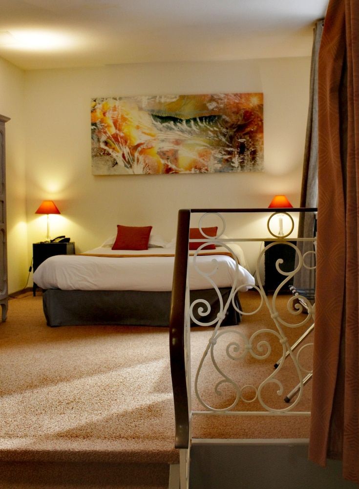 Le Gouverneur Triple Room 13