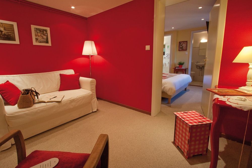 Le Gouverneur Quadruple Room 7