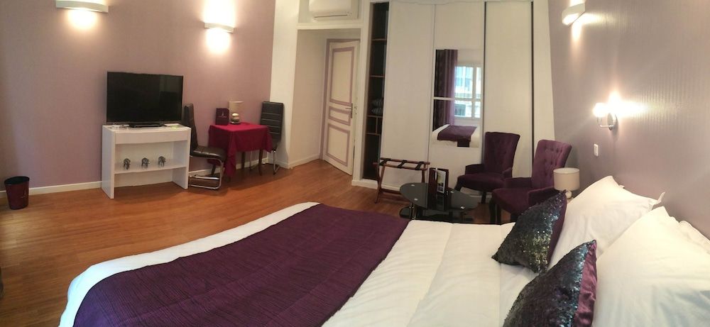 undefined Hotel Paris Gambetta 6
