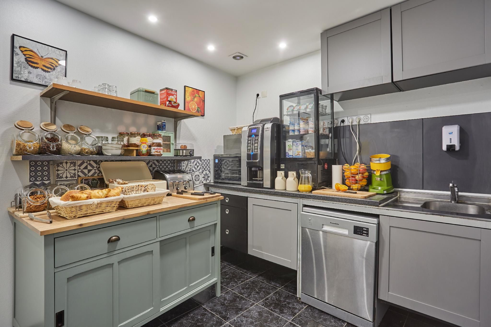 undefined Huni Hotel 8