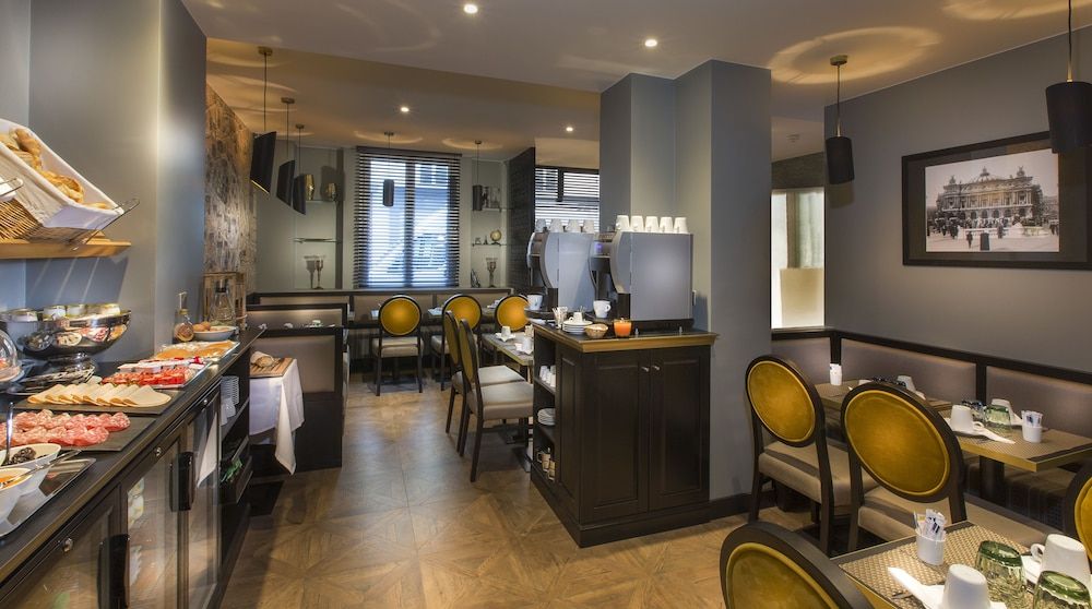 undefined Hôtel International Paris 10