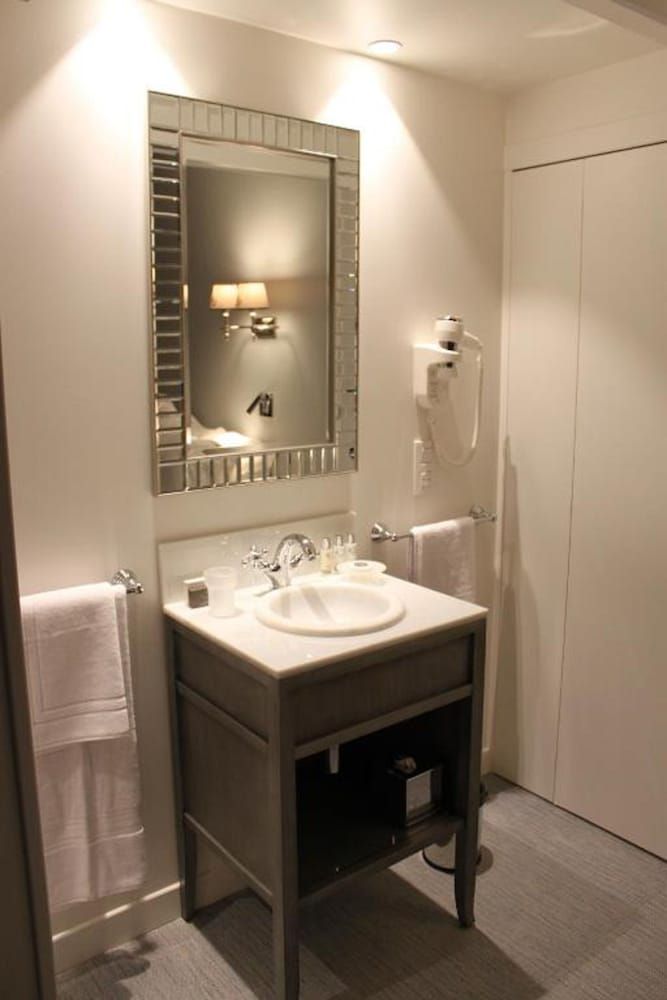 My Home in Paris Hotel Classic Double Room 4