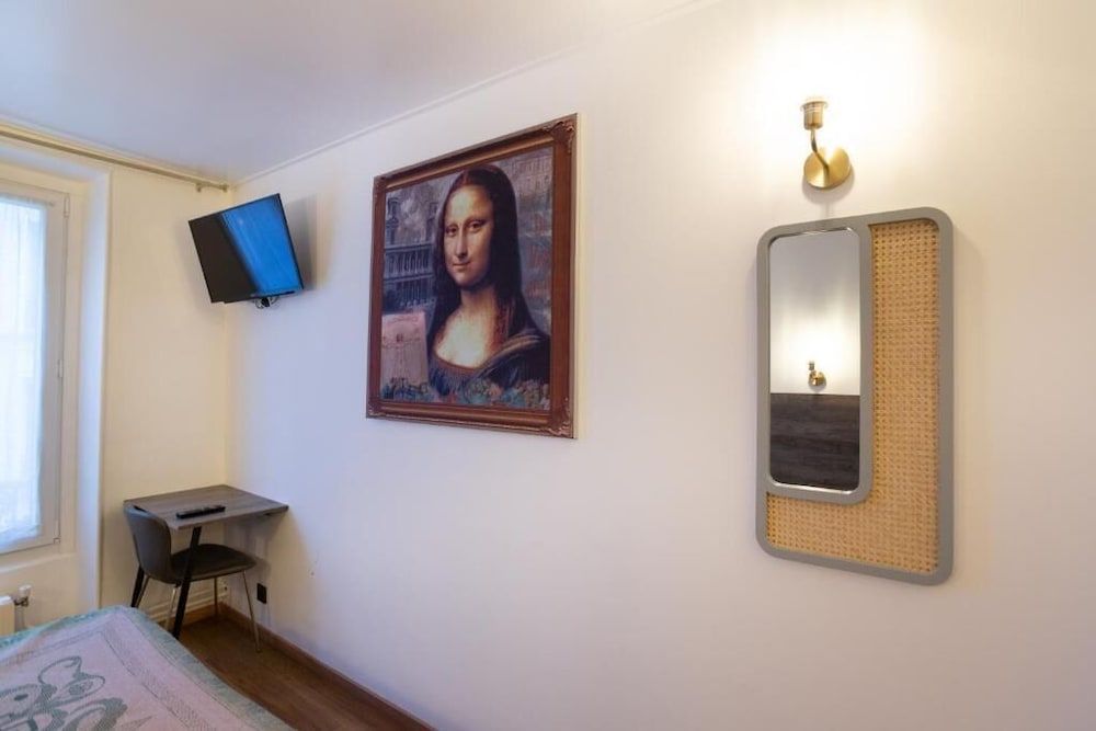 Hôtel Léonard de Vinci Double or Twin Room 7