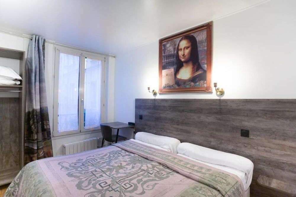Hôtel Léonard de Vinci Double or Twin Room 4