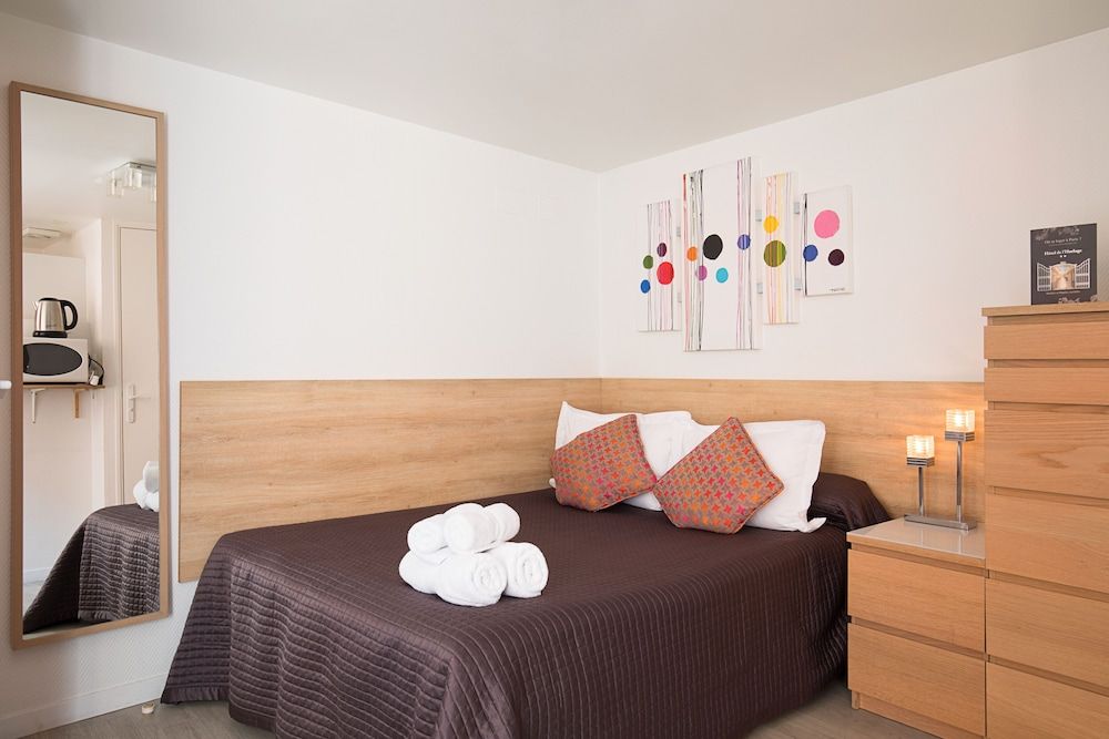 Hôtel de L'Horloge Superior Double Room, Kitchenette 15