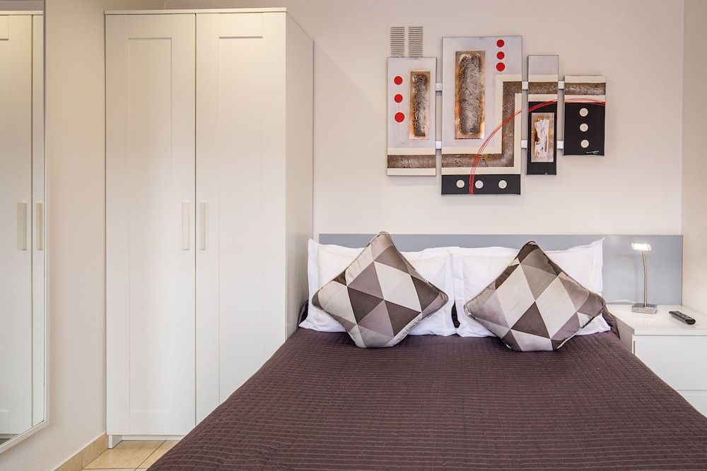 Hôtel de L'Horloge Superior Double Room, Kitchenette 9