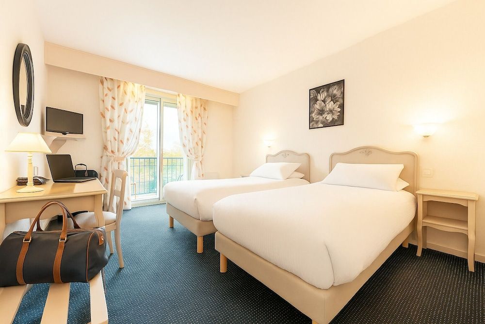 Comfort Twin Room