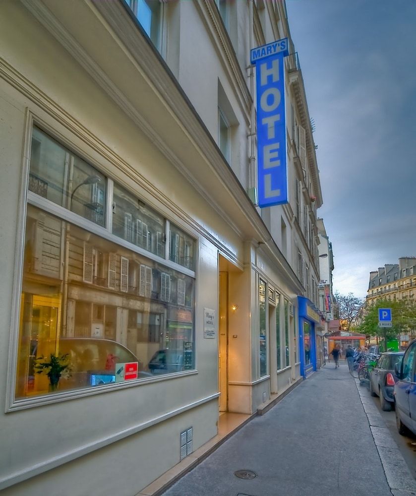 undefined Mary's Hotel République 7