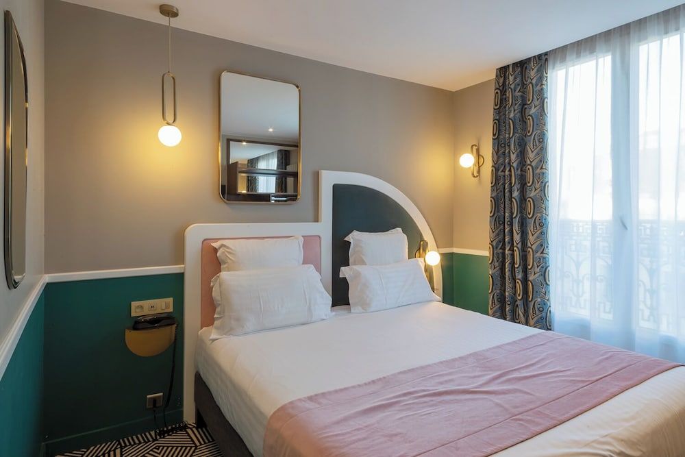 Hôtel Elysa - Luxembourg Classic Double or Twin Room 6