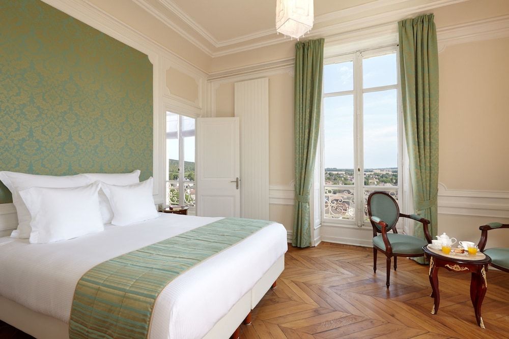 Junior Suite, 1 King Bed