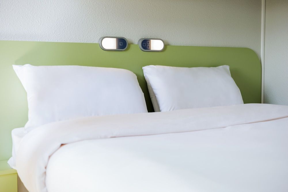 Triple Room, Multiple Beds