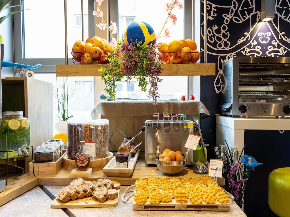 undefined ibis budget Paris Porte d'Orleans 5