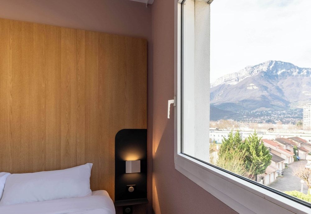 B&B HOTEL Grenoble Centre Verlaine Classic Double Room, Mobility Accessible, Non Smoking 5