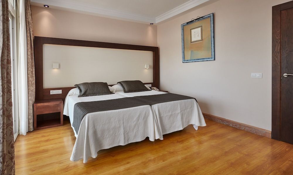 Double Room, Sea View, Tower (Select) (1 Adults + 2 Children)
