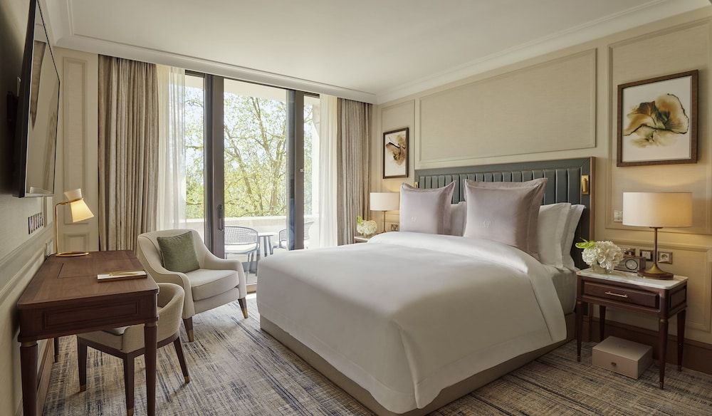 undefined Jumeirah Carlton Tower London 2