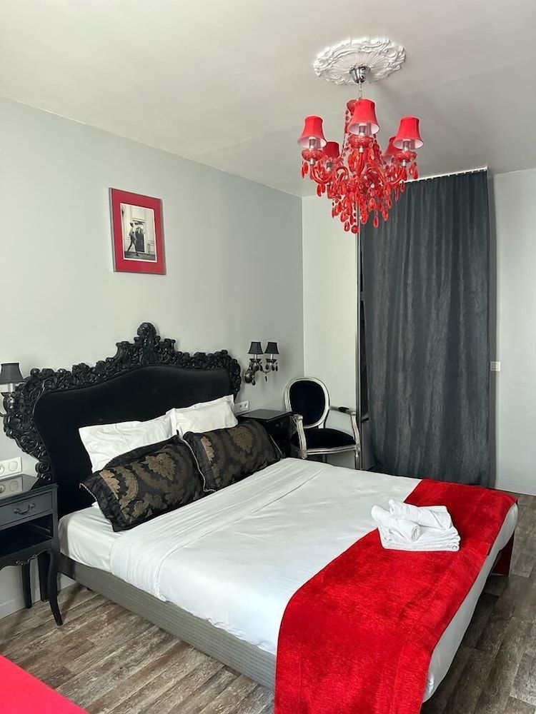 undefined Hôtel le Romanesque 10