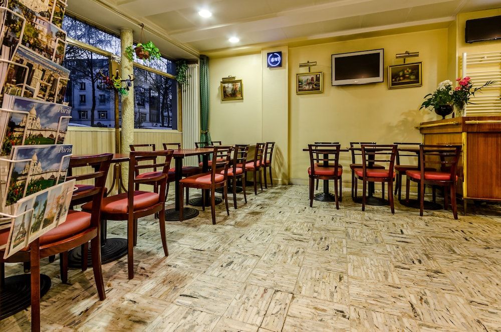 undefined Avenir Hotel Montmartre 6