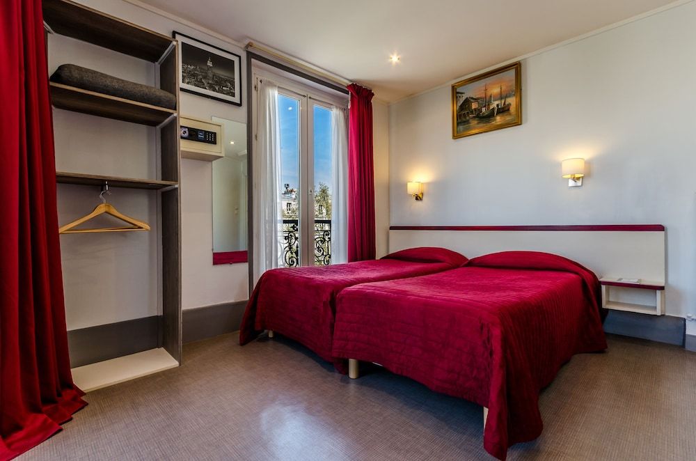 undefined Avenir Hotel Montmartre 8