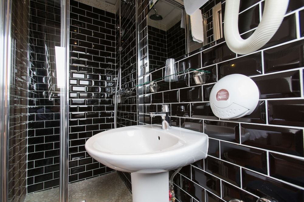 Grand Hôtel du Loiret Classic Double Room 17