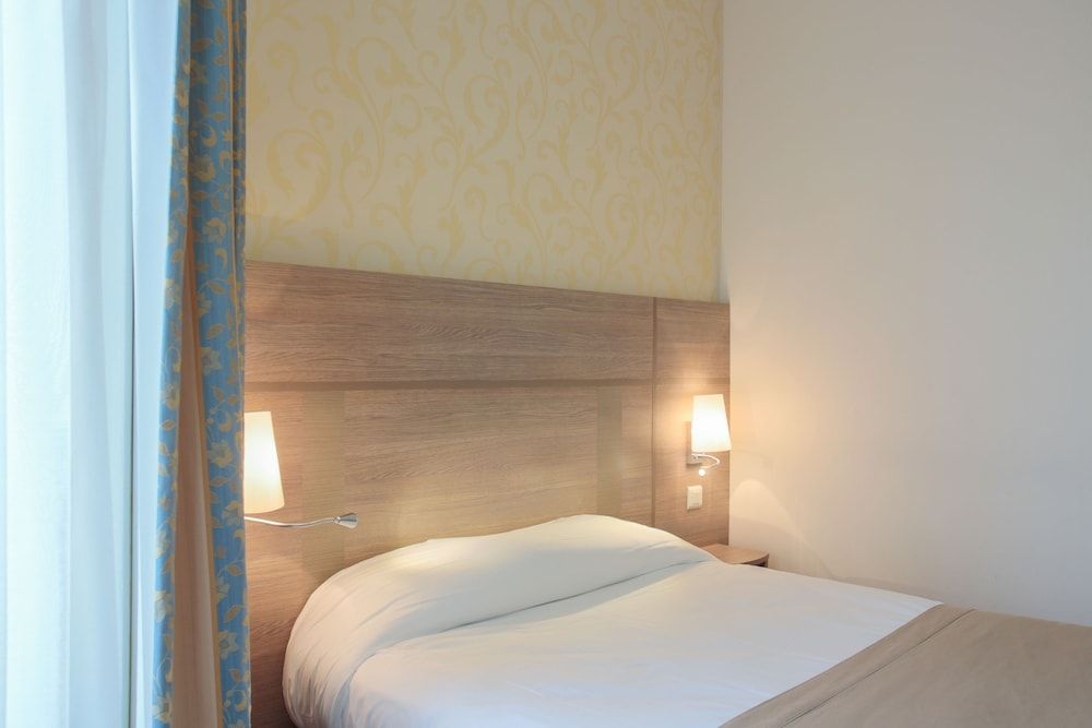 undefined Grand Hôtel du Loiret 4