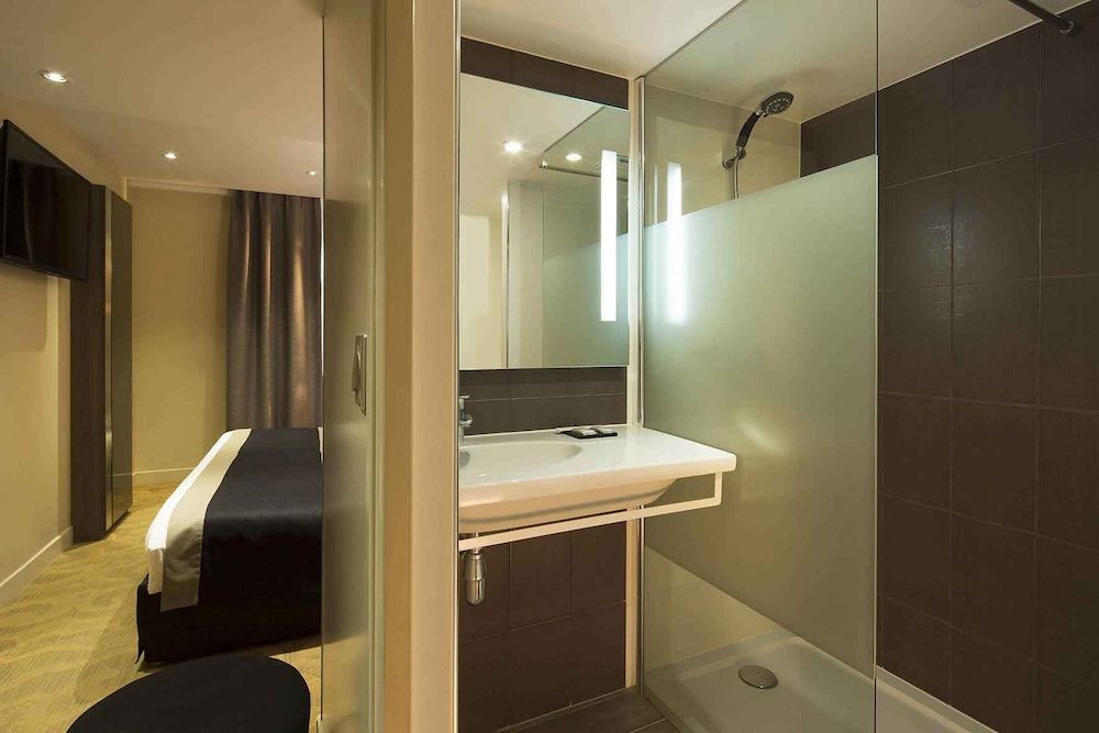 Hôtel Brésil Opéra SPA Comfort Double or Twin Room 8