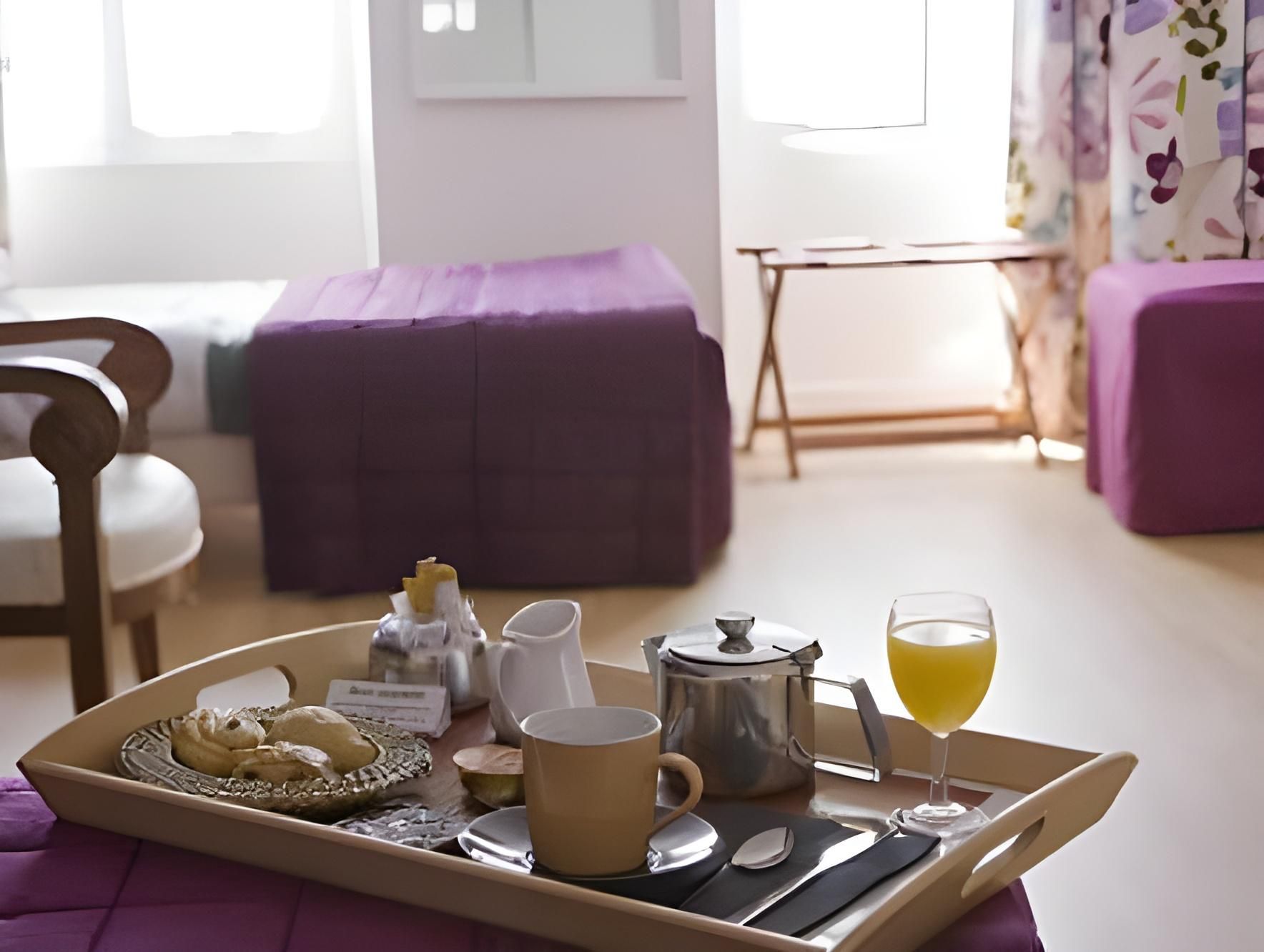 Triple - 1 Double Bed + 1 Single Bed