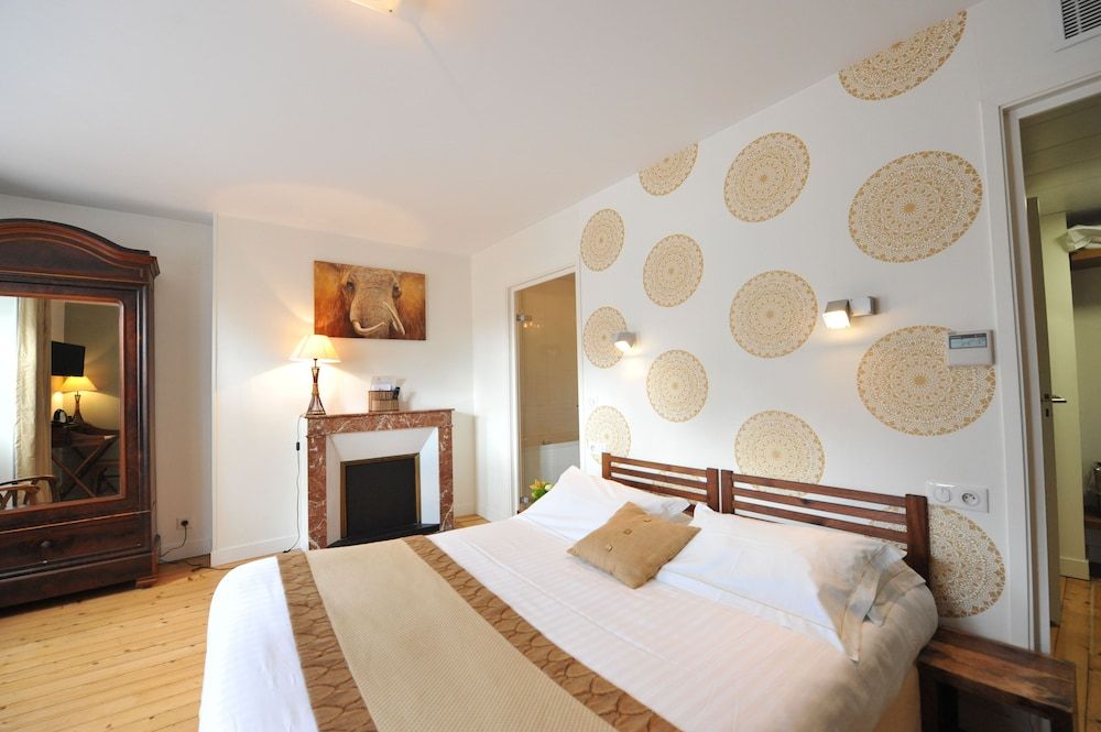 The Originals Boutique Hotel Victoria Fontainebleau Superior Double or Twin Room 5