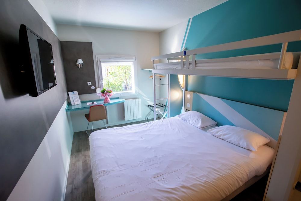 Triple Room, Multiple Beds