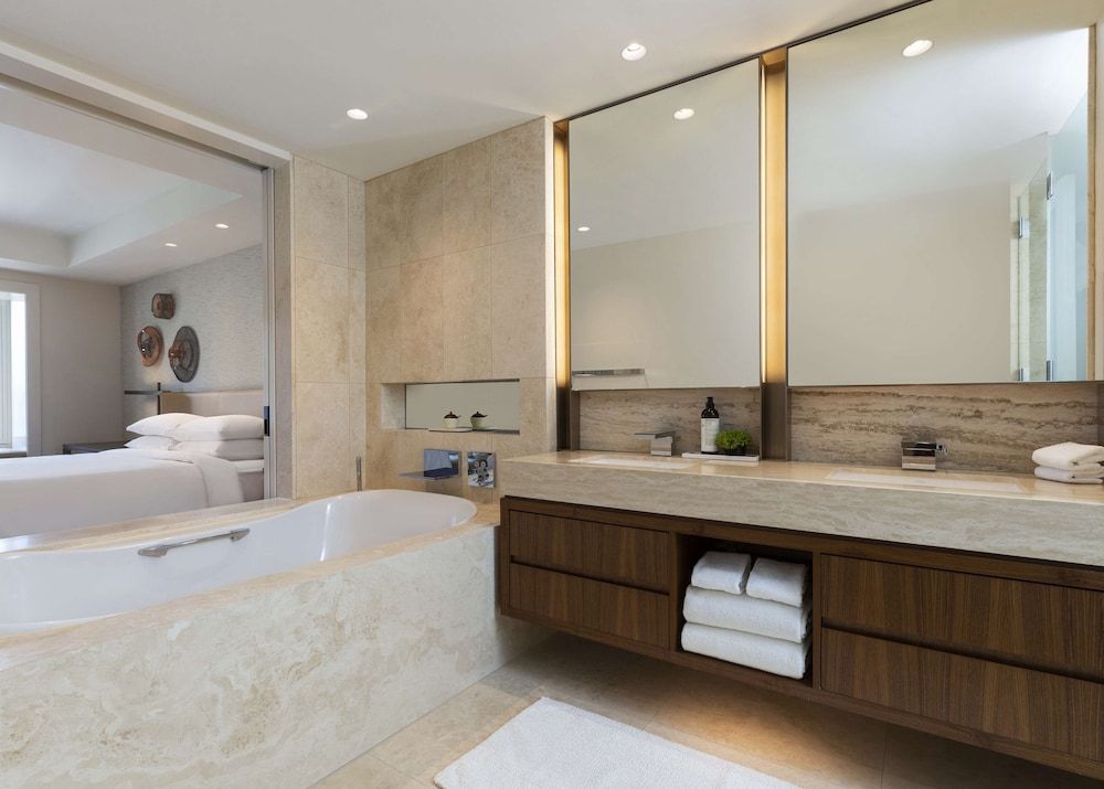 undefined Park Hyatt Chicago 9
