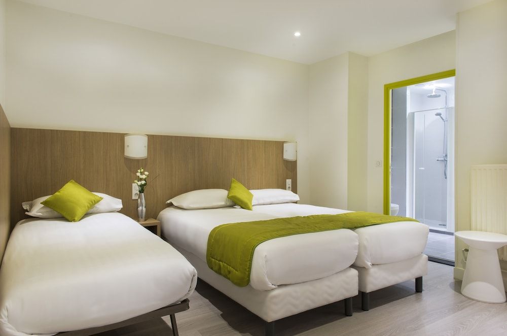 undefined Hotel Bel Oranger Paris 4