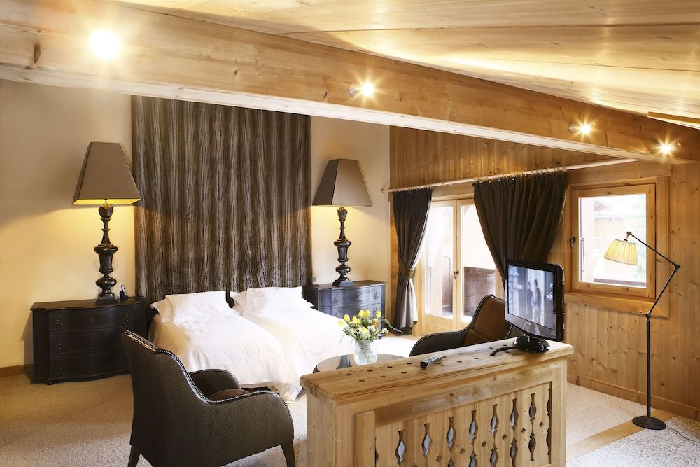 Luxury Room