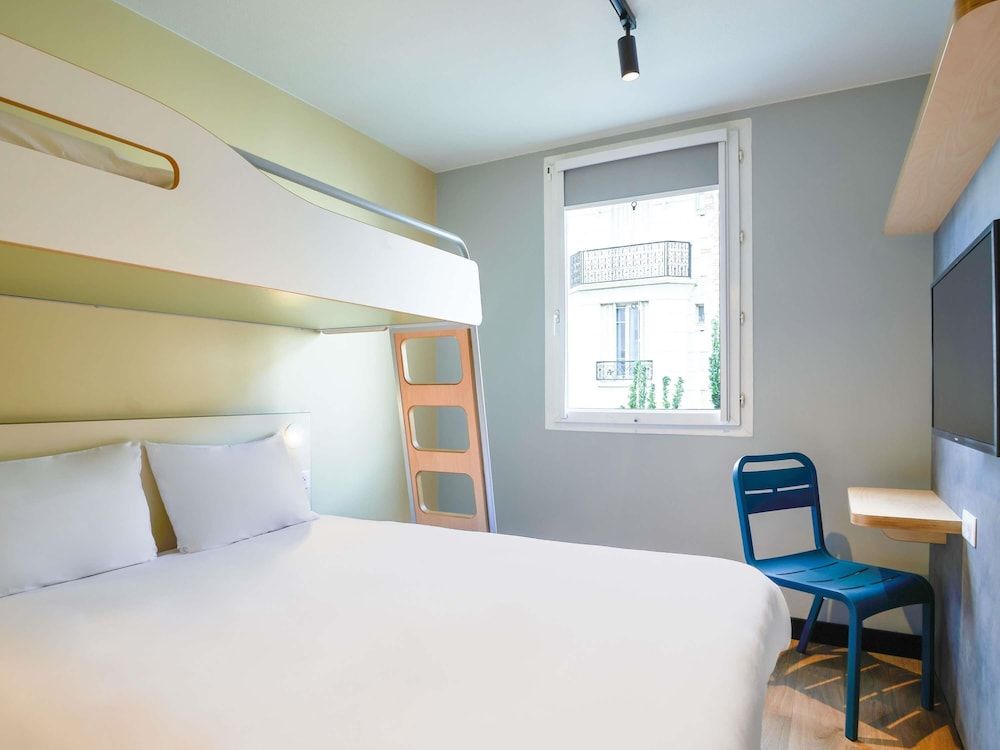 Room, Multiple Beds