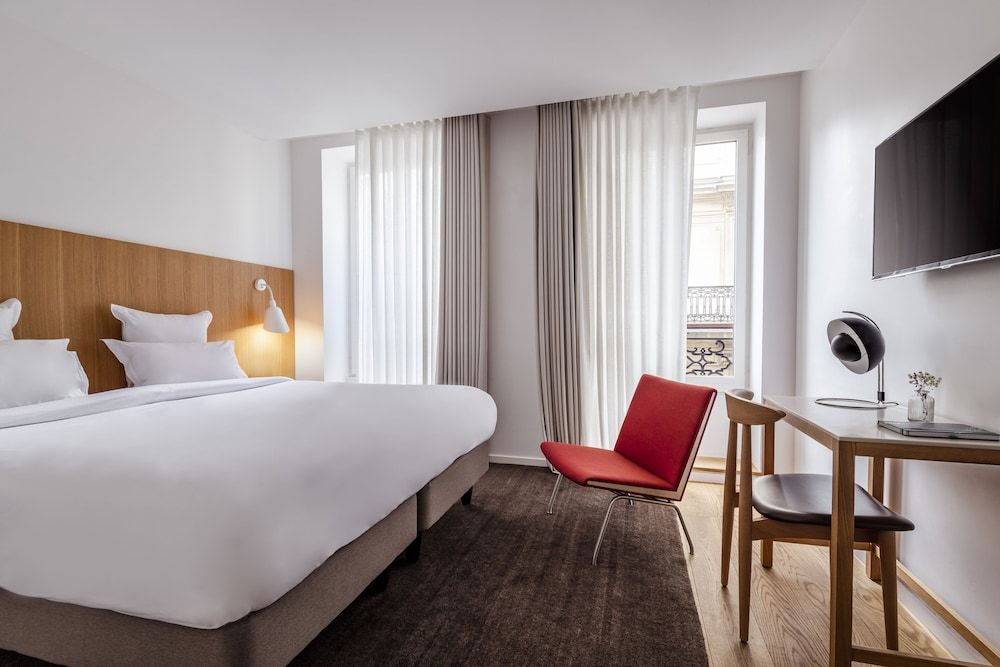 undefined 9Hotel Republique 2