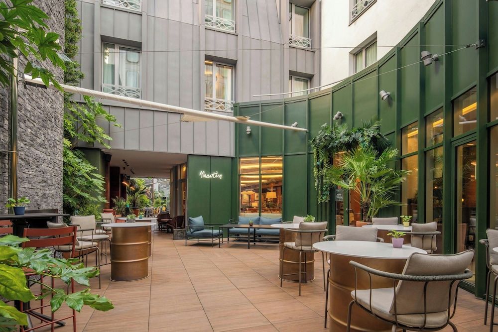 undefined Renaissance Paris Republique Hotel 4