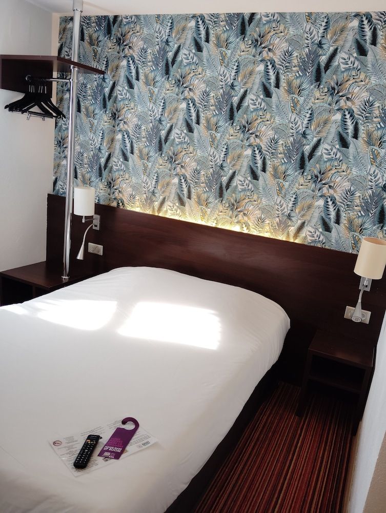 Hôtel Inn Design Langres Resto Novo Triple Room 2