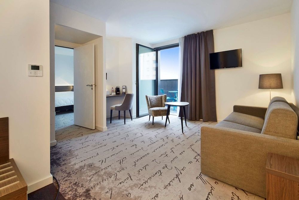 Kyriad Troyes Centre Superior Room, 2 Double Beds 2