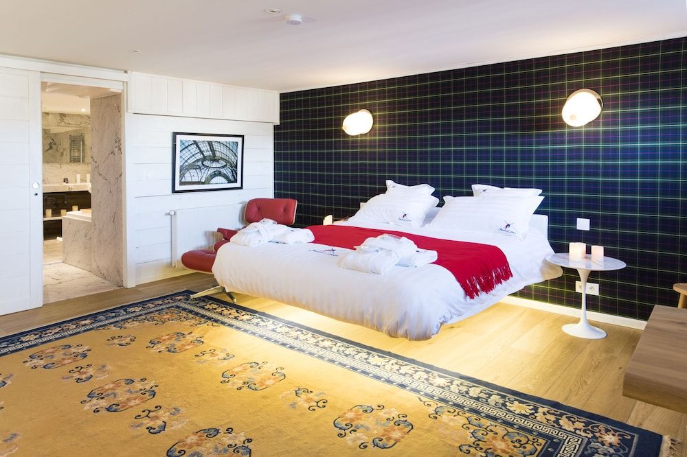 Suite 2