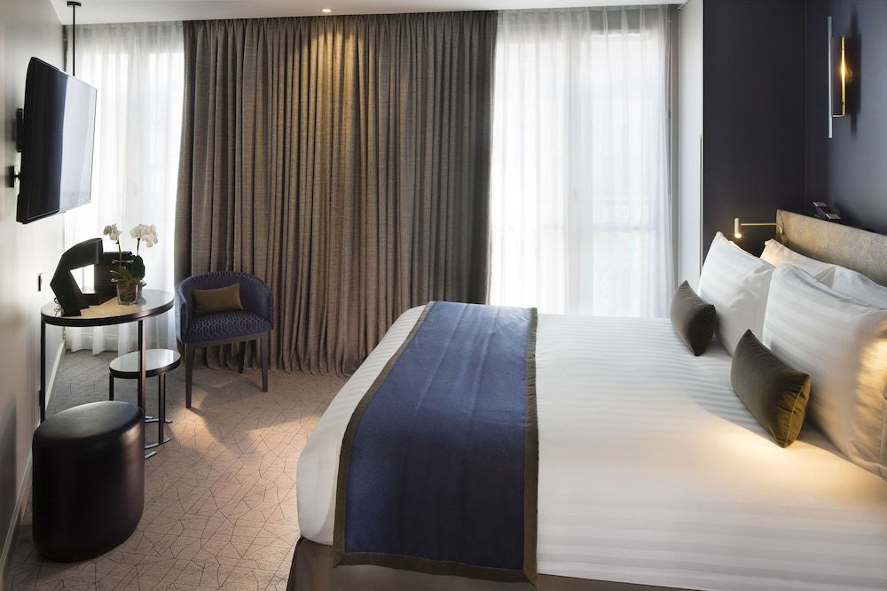 undefined Le 10 Bis Hotel