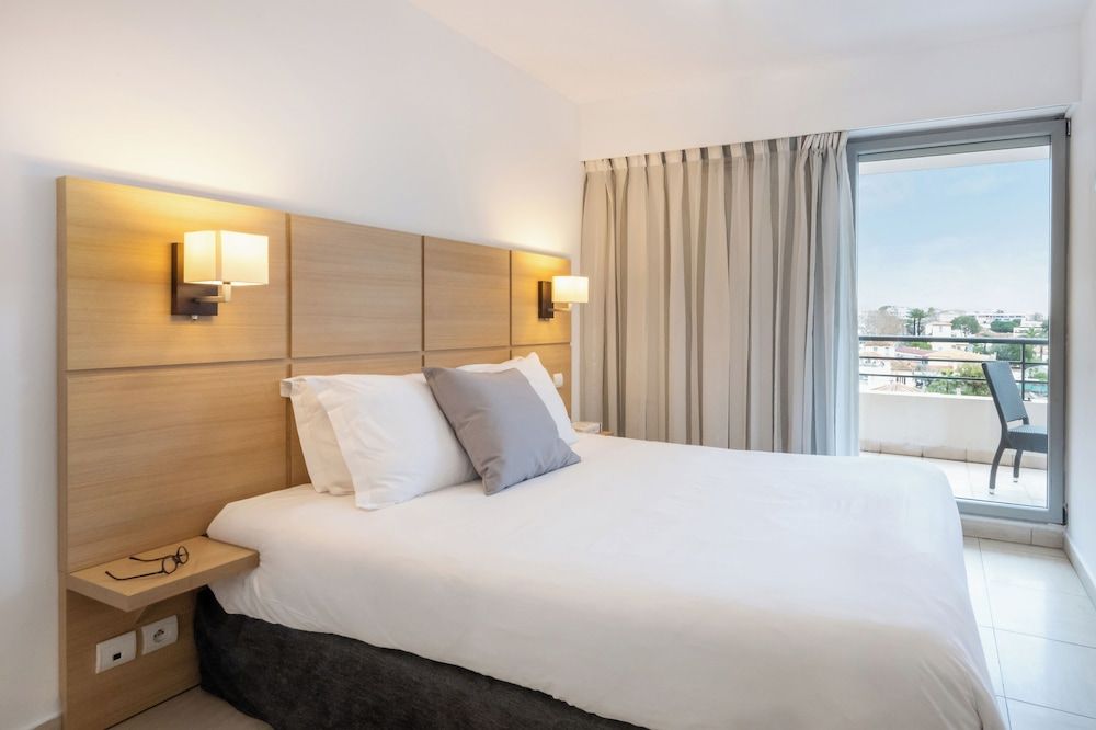 Nemea Appart Hotel Le Lido Cagnes sur Mer Standard Apartment