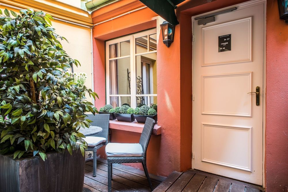 undefined Hôtel Jardin le Bréa 6